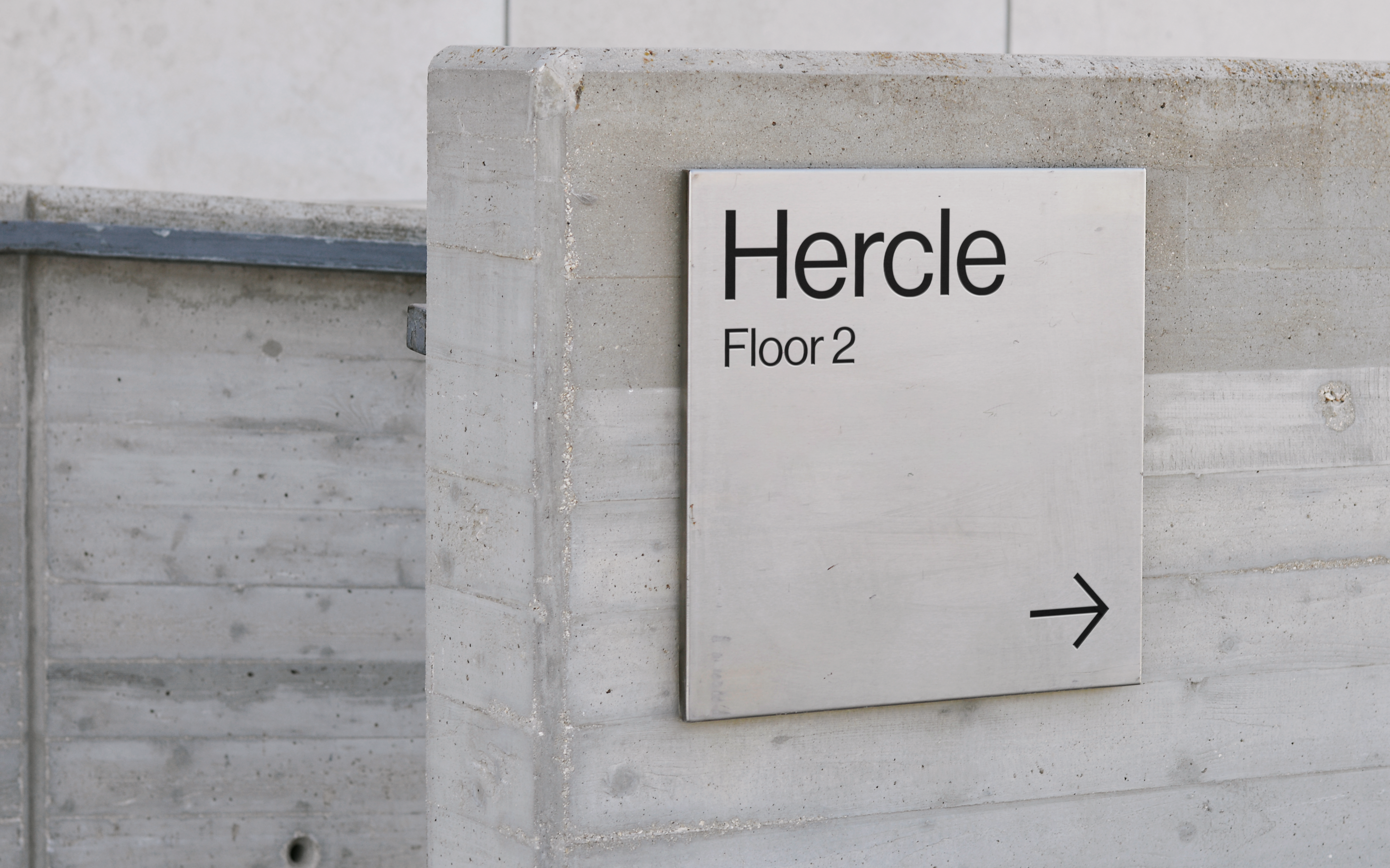 Hercle wayfinding signage